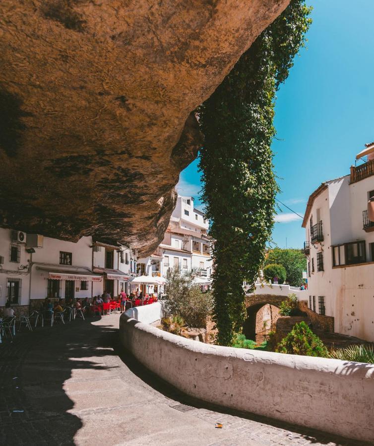 شقة La Casa Del Rio Setenil De Las Bodegas المظهر الخارجي الصورة
