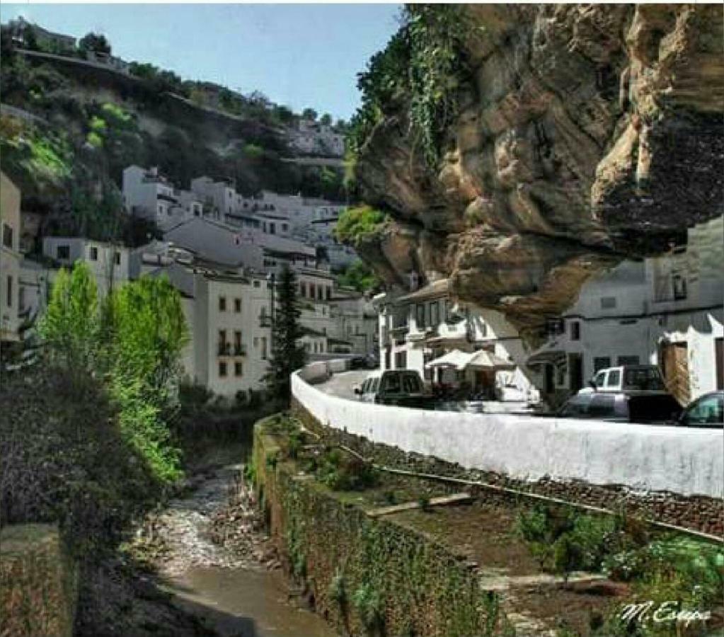 شقة La Casa Del Rio Setenil De Las Bodegas المظهر الخارجي الصورة