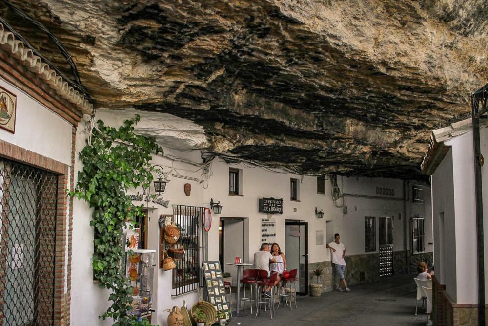 شقة La Casa Del Rio Setenil De Las Bodegas المظهر الخارجي الصورة