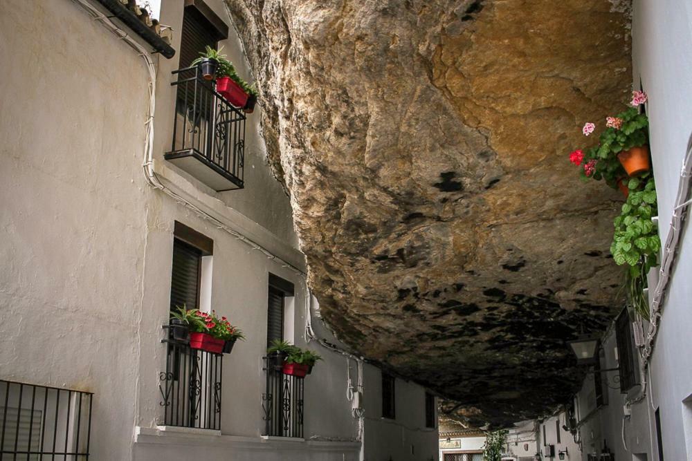 شقة La Casa Del Rio Setenil De Las Bodegas المظهر الخارجي الصورة